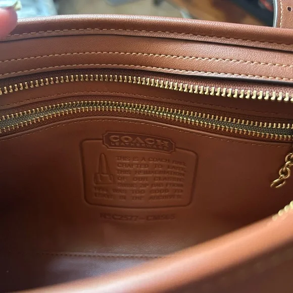 Coach Swing Zip Saddle Brown Shoulder Bag - Picture 7 of 7
